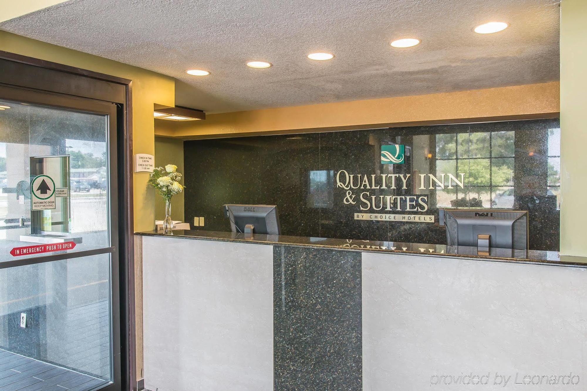 Motel 6 Elkhart, In Bagian luar foto